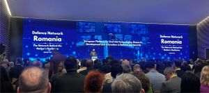 La conferinţa care a avut loc la Bucureşti şi la care au participat peste 600 de stakeholderi din domeniul apărării - actori instituţionali şi reprezentanţi ai mediului de afaceri, s-a vorbit despre oportunitatea istorică pe care o are industria de apărare din ţara noastră, oportunitate pe care nu avem voie să o ratăm.